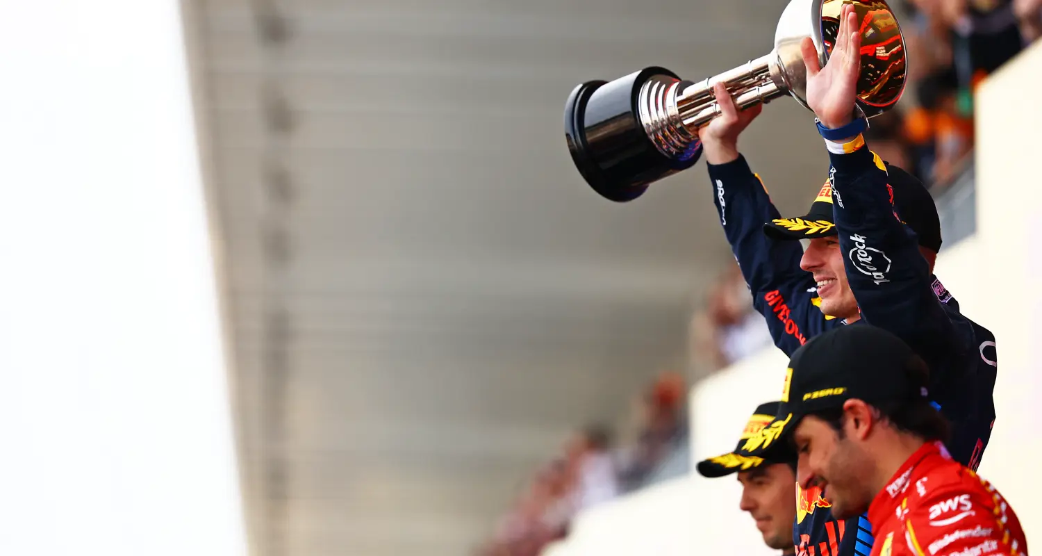 Max Verstappen, Sergio Perez i Carlos Sainz / © Getty Images / Red Bull Content Pool