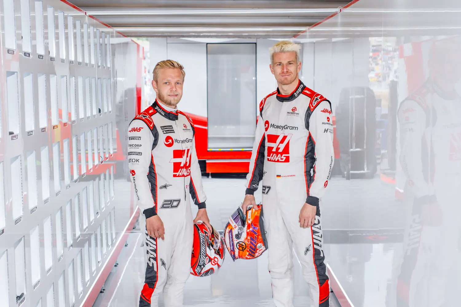 Kevin Magnussen i Nico Hulkenberg - MoneyGram Haas F1 Team / © MoneyGram Haas F1 / LAT Photo