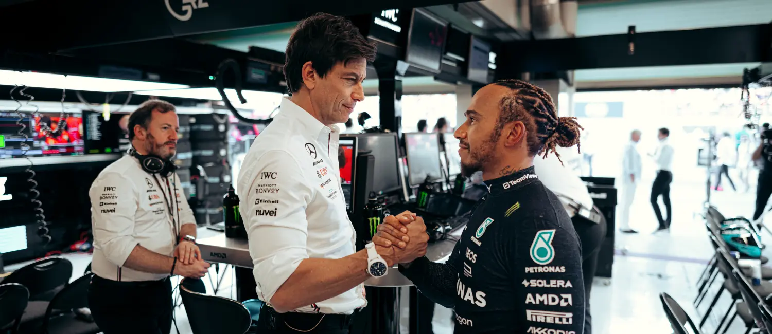Lewis Hamilton i Toto Wolff - Mercedes-AMG Petronas Formula One Team / © Mercedes-AMG Petronas Formula One Team / LAT Images