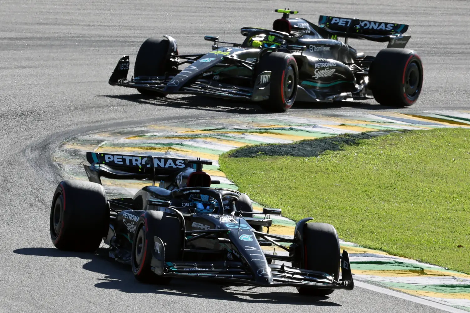 George Russell i Lewis Hamilton - Mercedes-AMG Petronas Formula One Team / © Mercedes-AMG Petronas Formula One Team / LAT Images