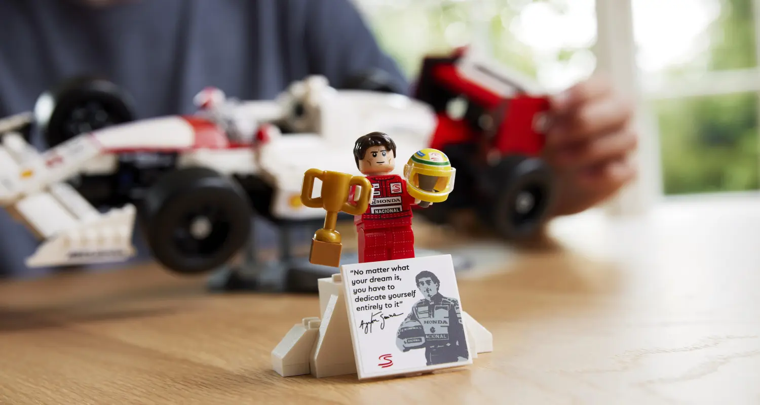 Lego Icons - McLaren Racing & Senna Brans / © Lego